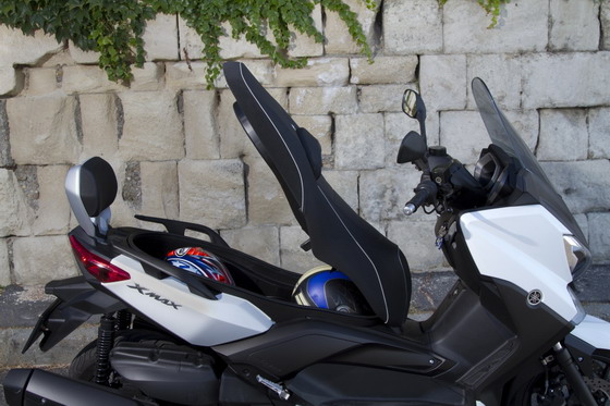 Yamaha X-Max 400 2013 teszt