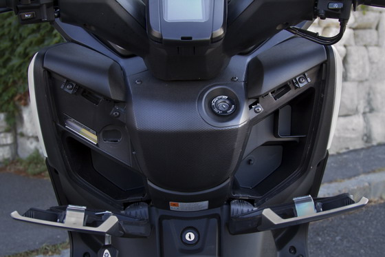 Yamaha X-Max 400 2013 teszt