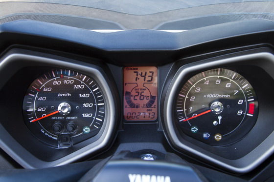 Yamaha X-Max 400 2013 teszt