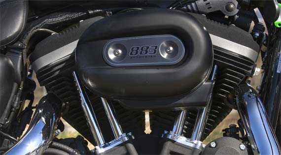 Harley-Davidson Sportster 883 Iron