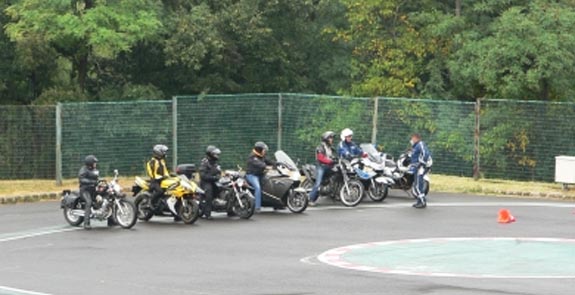 rendőrmotoros képzés