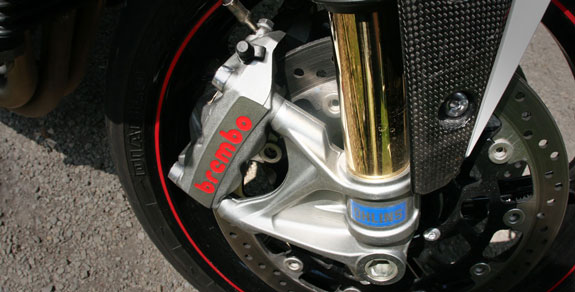 triumph speed triple r