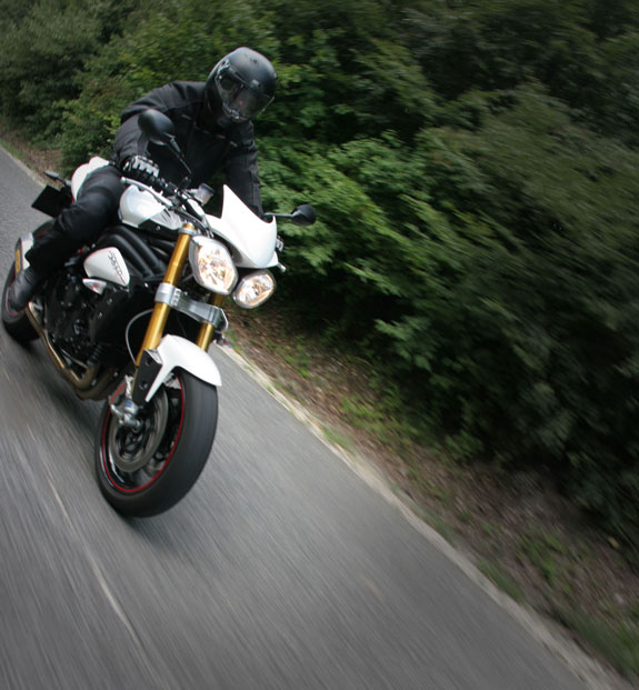 triumph speed triple r
