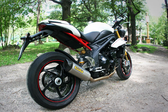 triumph speed triple r