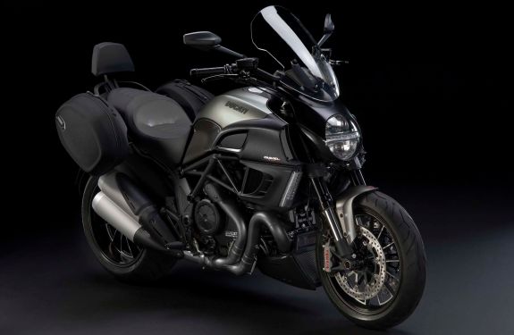 ducati diavel strada