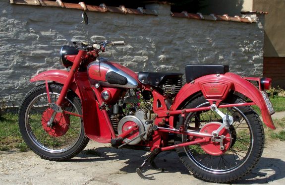 moto guzzi airone