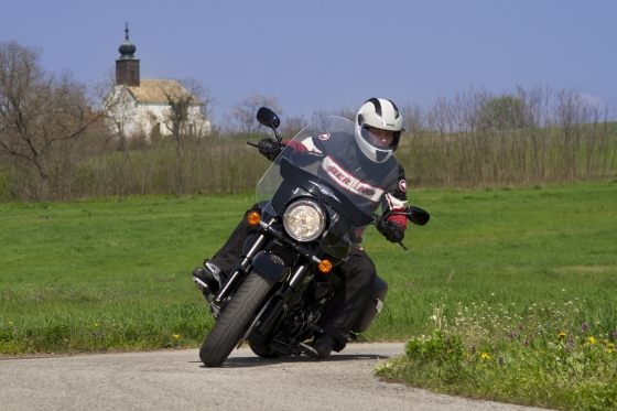 suzuki c1500t intruder teszt