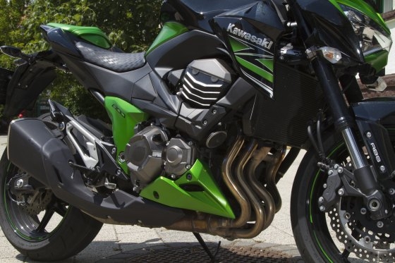 kawasaki z800 teszt