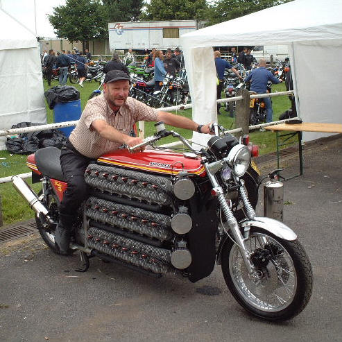 Simon Whitelock 48 cylinder Kawasaki Guinness record