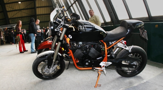 varaderpo cafe racer