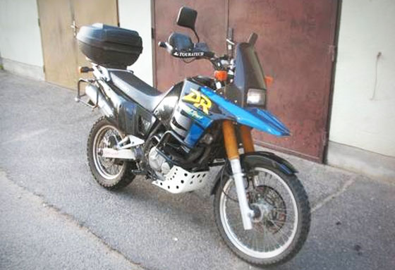 suzuki dr800
