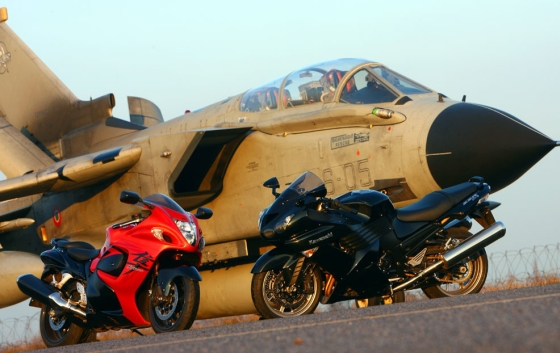 suzuki hayabusa kawasaki zzr1400