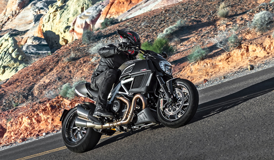 ducati diavel 2015